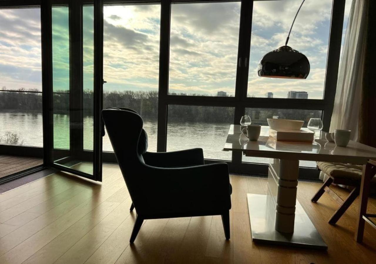 Ferienwohnung No1 Dream View Pressburg Exterior foto